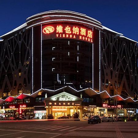 Vienna Hotel Guangzhou Baiyun Airport Esterno foto