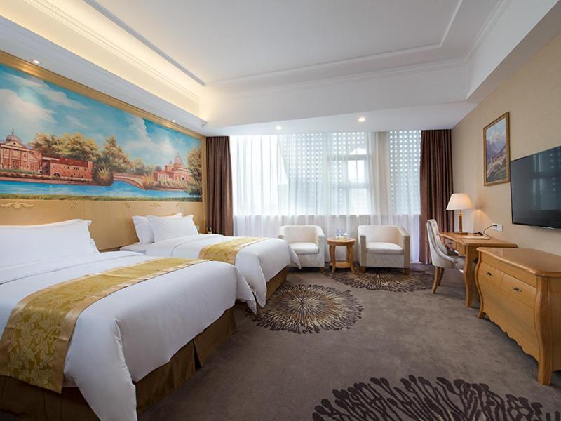 Vienna Hotel Guangzhou Baiyun Airport Esterno foto