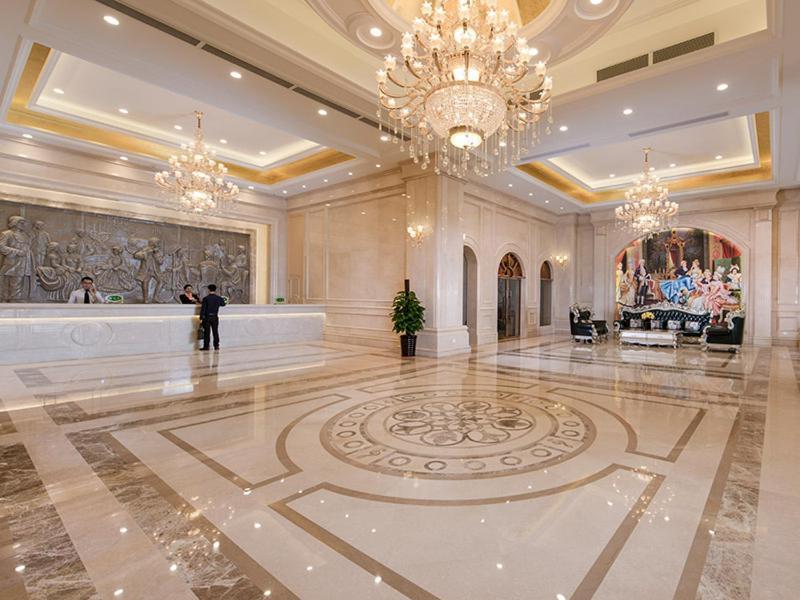 Vienna Hotel Guangzhou Baiyun Airport Esterno foto
